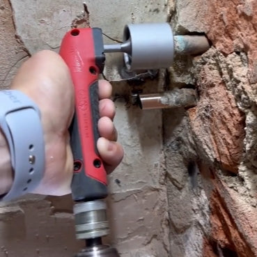 🔧 90° Right Angle Drill Adapter – Reach Tight Spaces Your Drill Can’t